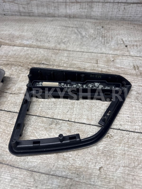 Накладка кулисы КПП Kia Optima TF Акпп Kia Optima оригинальный номер 846522t100