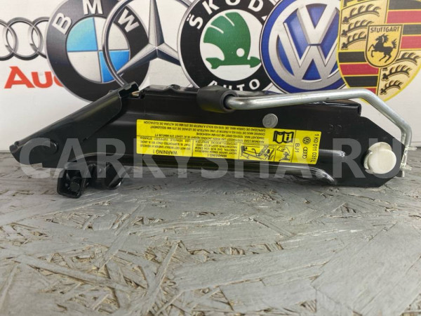 Набор инструментов Volkswagen GOLF 2011 Volkswagen Golf 