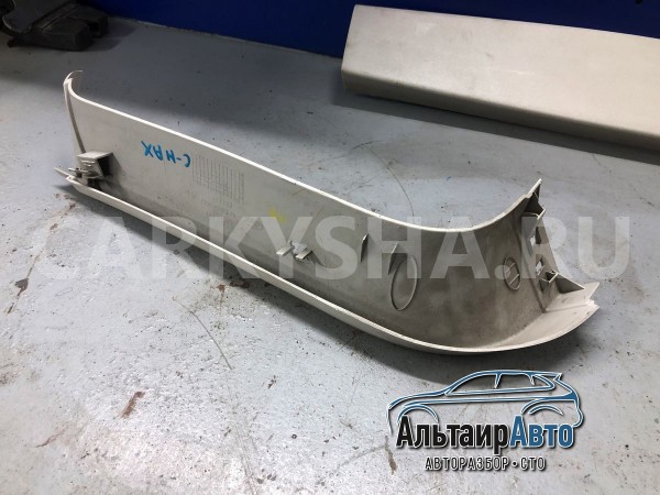 Обшивка двери багажника Ford C-Max накладка Ford C-MAX 