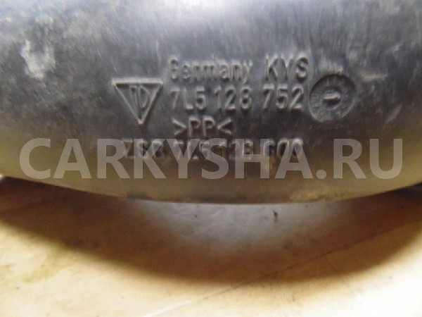 Патрубок воздушного фильтра Volkswagen Touareg I (2002—2006) Volkswagen Touareg оригинальный номер 7L5128752