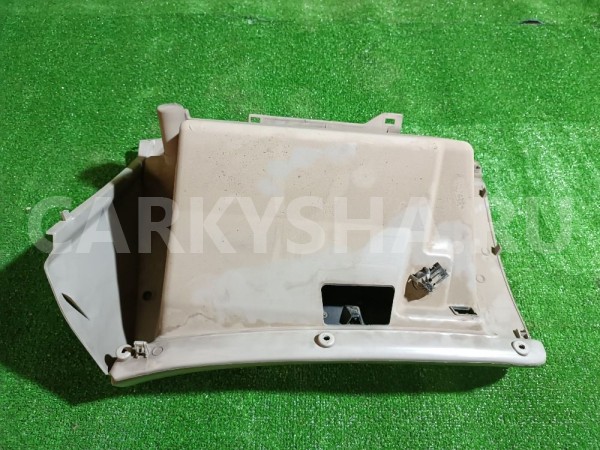 Бардачок Toyota Windom 