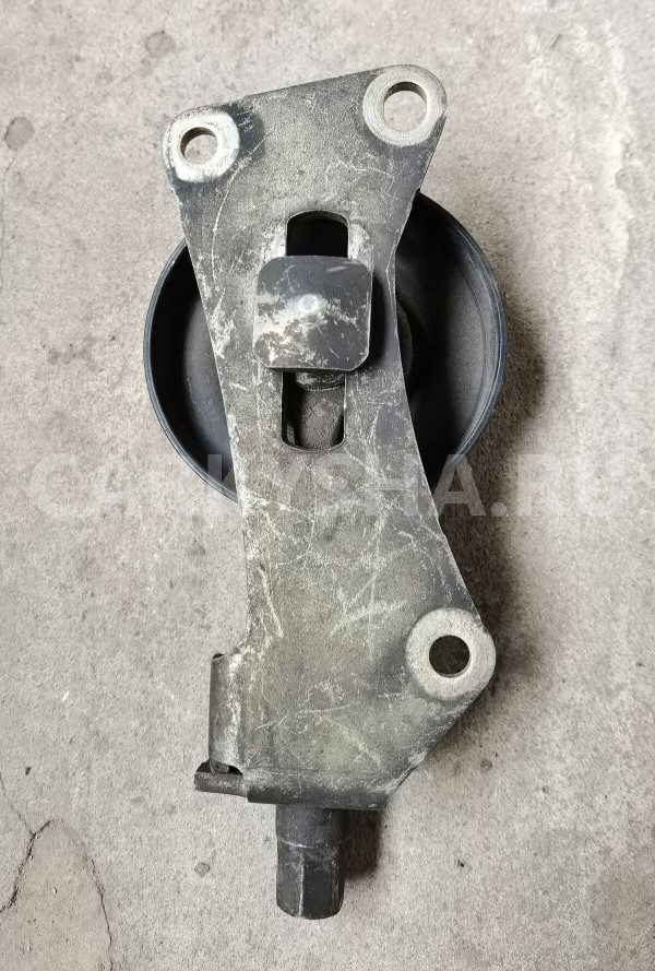 Ролик-натяжитель Nissan Cefiro 