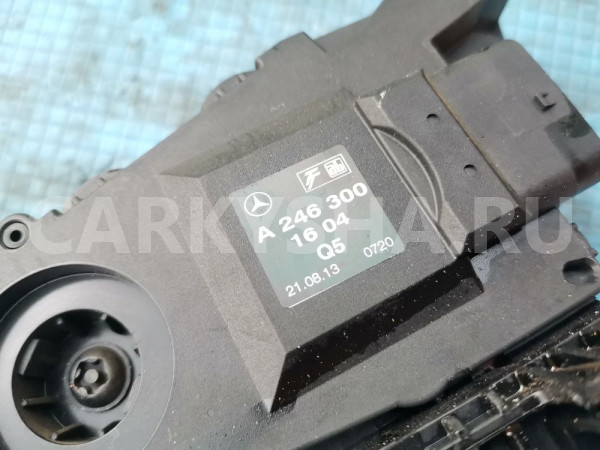 Педаль газа Mercedes-Benz A-класс W176 (2012—2015) Mercedes-Benz A-klasse оригинальный номер A2463001404