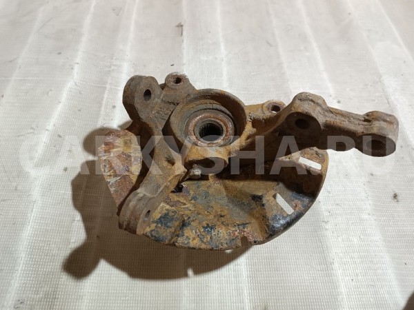 Кулак поворотный передний правый Kia Rio 