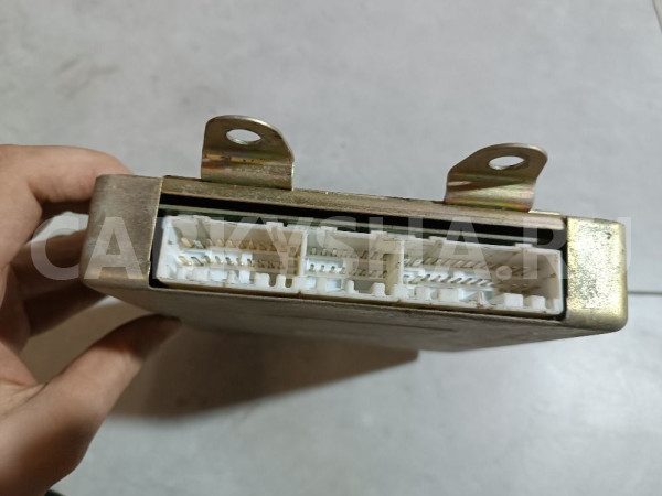 Блок управления двигателем Mitsubishi i оригинальный номер MD325482