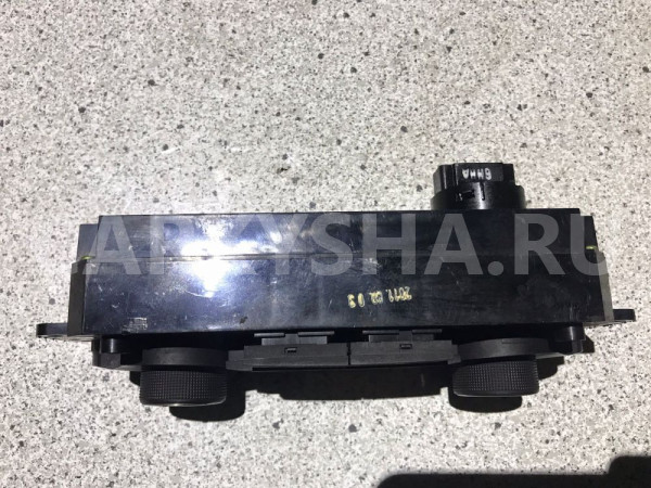 Блок управления отопителем Chevrolet Epica I рестайлинг (2008—2012) Chevrolet Epica оригинальный номер 95211451