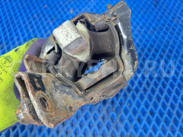 Опора КПП  Volkswagen Polo V Volkswagen Polo оригинальный номер 6Q0199555AS