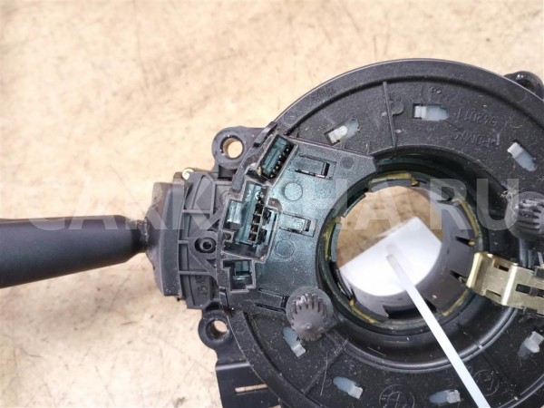 Название детали Подрулевой переключатель Модель BMW X3 E83 BMW X3 оригинальный номер 61 31 8379091