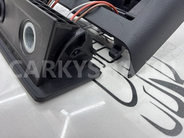 Накладка подлокотника задняя Audi Q7 4M 3.0 TFSI Audi Q7