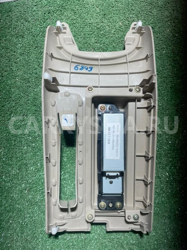 Консоль КПП Toyota Avensis оригинальный номер 8682520010