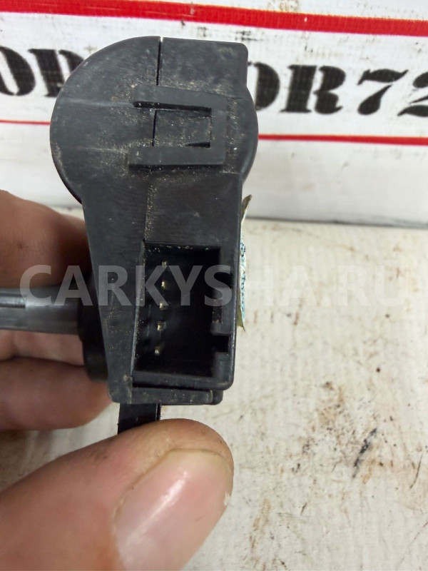 Моторчик заслонки отопителя  Hyundai Elantra 5 MD Kia Elan оригинальный номер 971573SAA0