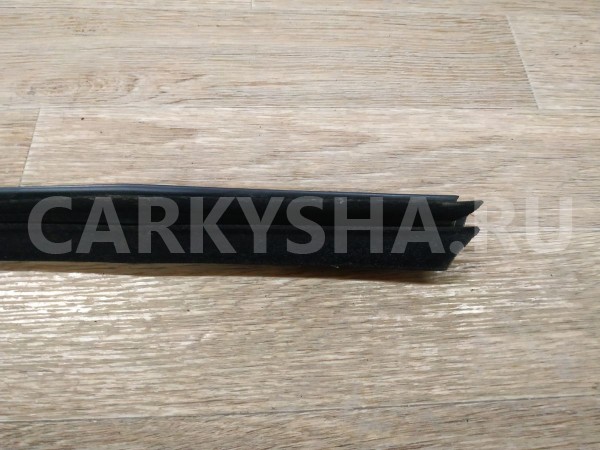 Накладка стекла заднего левого BMW 5er 