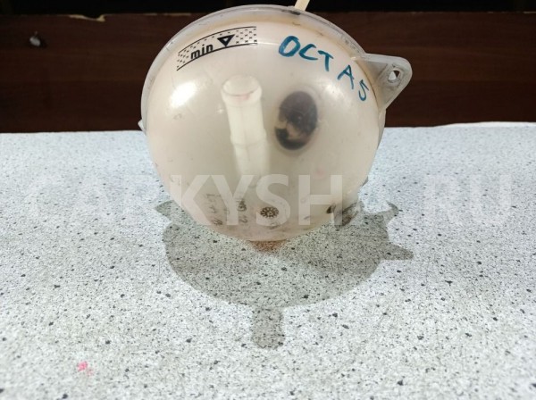 Бачок расширительный Skoda Octavia II рестайлинг (2008—2013) Skoda Octavia оригинальный номер 1K0121407A