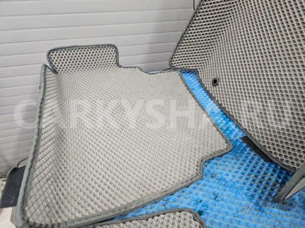 БУ EVA Коврики салона комплект Chevrolet Lacetti Chevrolet Lacetti оригинальный номер 123456