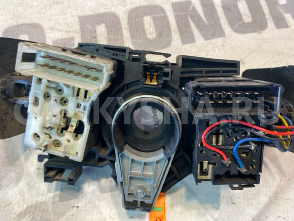 Переключатель поворотов Renault Clio 2 1998-2002 Renault 19 