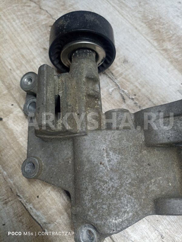 Кронштейн генератора Mitsubishi Outlander II (2005—2009) Mitsubishi i оригинальный номер 04891592aa