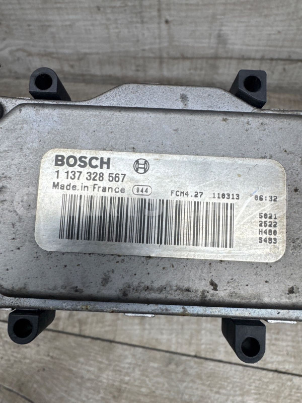 Блок управления вентилятором Ford Focus 3 Ford Focus оригинальный номер 1137328567