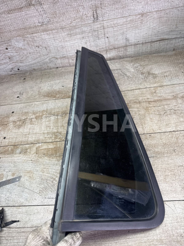 Форточка задняя левая Land Rover Freelander 2 Land Rover Freelander оригинальный номер 6h5229741a