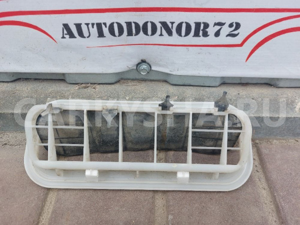 Решетка вентиляционная Toyota Avensis (T 270) Toyota Avensis оригинальный номер 6293105030