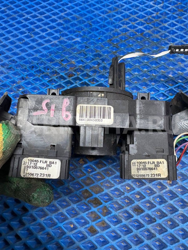 Переключатель подрулевой Nissan Almera G15 (2012—2018) Nissan Almera оригинальный номер 9010576641
