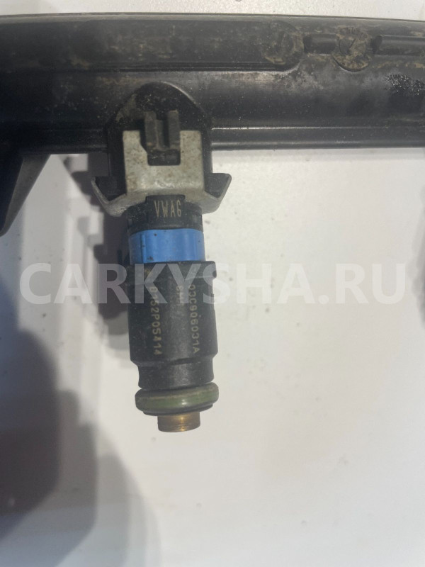 Форсунка топливная 03c906031a VAG, 1.6L CFN Volkswagen Polo оригинальный номер 03C906031A