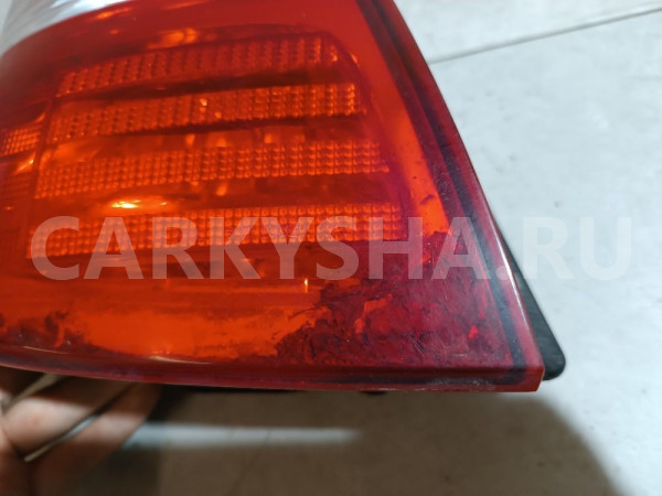 Фонарь задний наружный левый Nissan Cefiro оригинальный номер 265555Y525