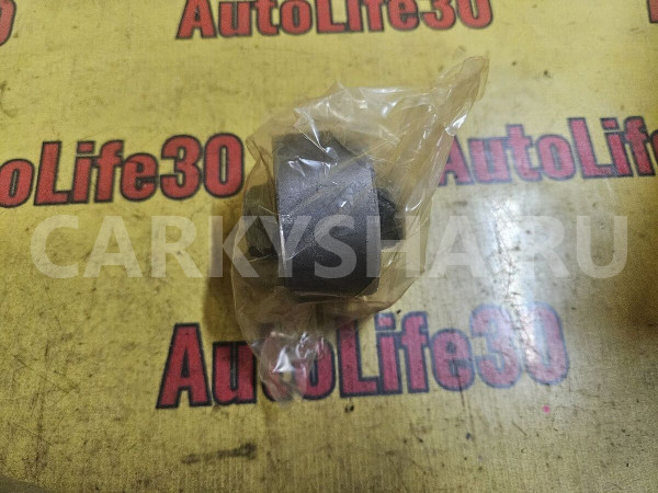 Сайлентблок переднего рычага Hyundai Accent оригинальный номер 545001E000