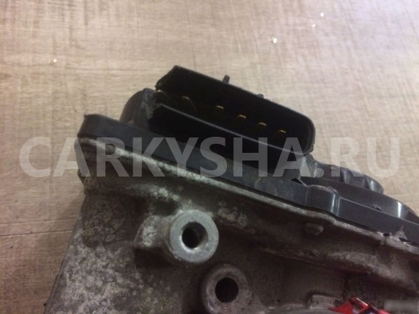 Заслонка дроссельная электрическая Mazda 6 GJ Mazda 2 оригинальный номер PE0113640