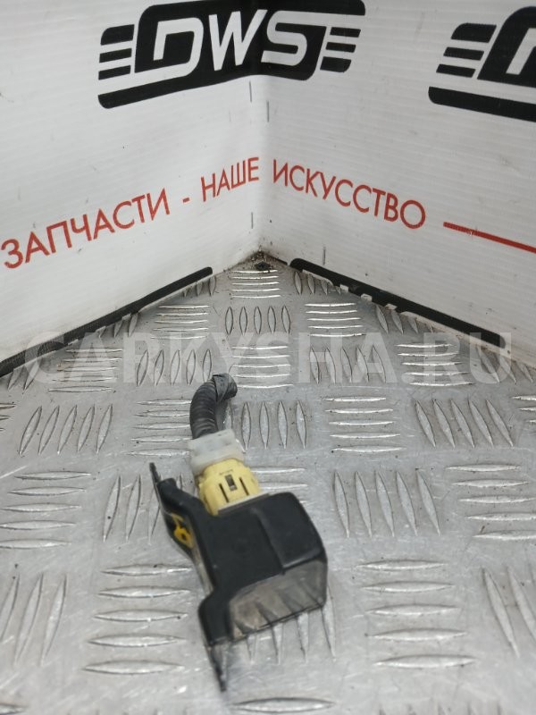 Датчик AIRBAG Toyota Ipsum 
