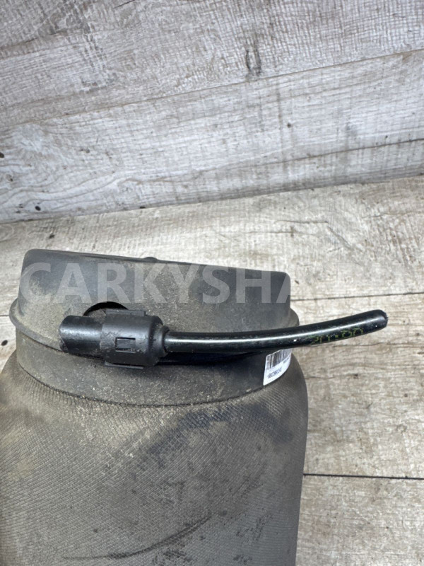 Пневмоподушка задняя Jeep Grand Cherokee WK2 Jeep Cherokee оригинальный номер 68029912ae