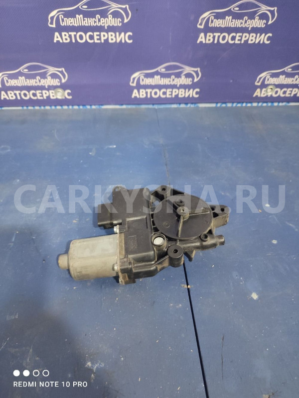 Моторчик стеклоподъемника передний LH  SsangYong Ssang Yong Kyron оригинальный номер 8810009050