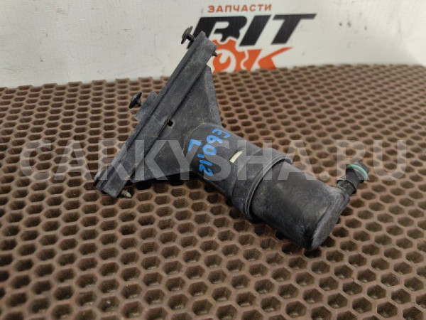 Форсунка омывателя фары BMW 5er оригинальный номер 61 67 7 038 415, 61 67 7 038 415, 61677038415, 7038415