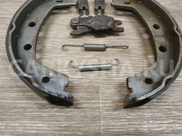 Механизм тормозной задний левый Land Rover Freelander 