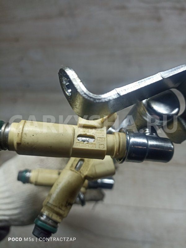 Топливная рейка Ford Maverick II (2000—2007) Ford Maverick оригинальный номер yl8e9f792gb