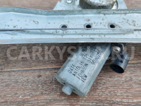 Стеклоподъемник перед прав Лада Largus 2019 807207453R 21129 ВАЗ (Lada) 2112 