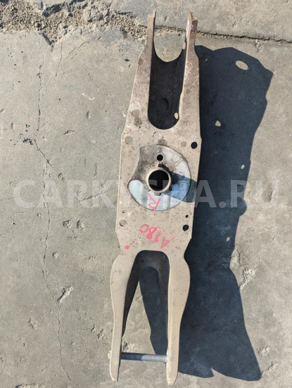 Рычаг Mercedes-Benz A-klasse оригинальный номер A2463520202