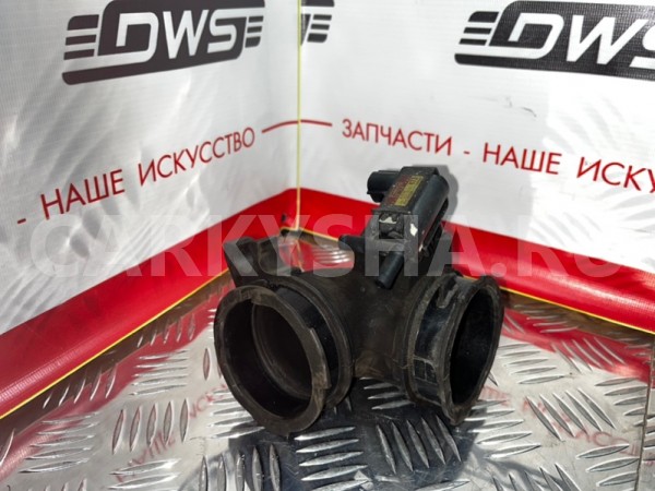 Патрубок воздушного фильтра Mazda Demio 