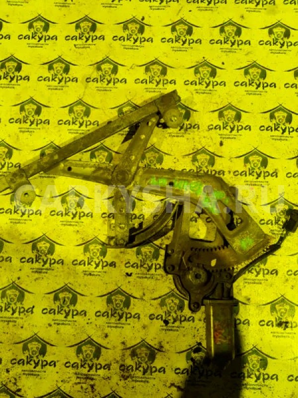 Стеклоподъемник Nissan Laurel 