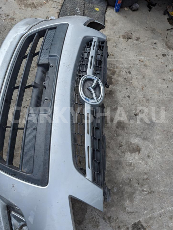 Бампер Mazda MPV 