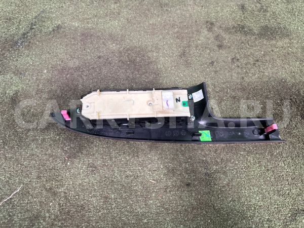 Блок управления стеклоподъемниками Toyota Venza 2008-2016 8404008020 Toyota Venza 