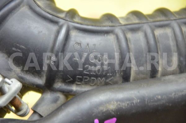 Патрубок воздушного фильтра Toyota Allex оригинальный номер 1788021071