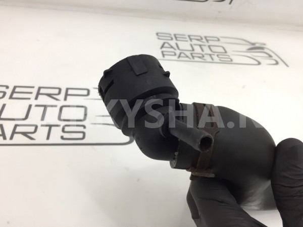 Патрубок системы охлождения Skoda Octavia A5 1.8 Skoda Octavia 