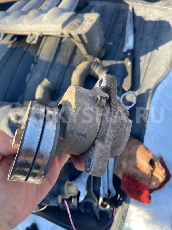 Натяжитель ремня Opel Vita B (1995—2000) Opel Vita оригинальный номер GM 96435138