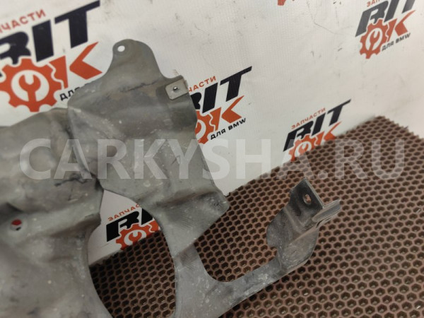 Кожух рулевой рейки BMW 5er оригинальный номер 51 75 7 185 170, 51 75 7 185 170, 51757185170, 7185170