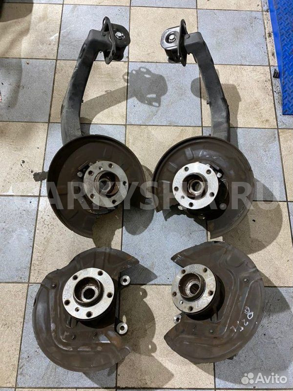 Ступица BMW X3 E83 M54B30 2008 BMW X3 оригинальный номер 33 30 3 420 501