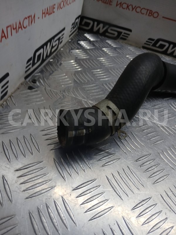 Патрубок Toyota Kluger 