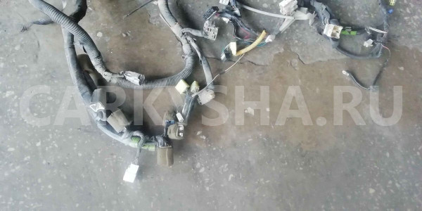 Проводка (коса) Toyota Land Cruiser 100 (1998—2002) Toyota Land Cruiser оригинальный номер 8216160731b