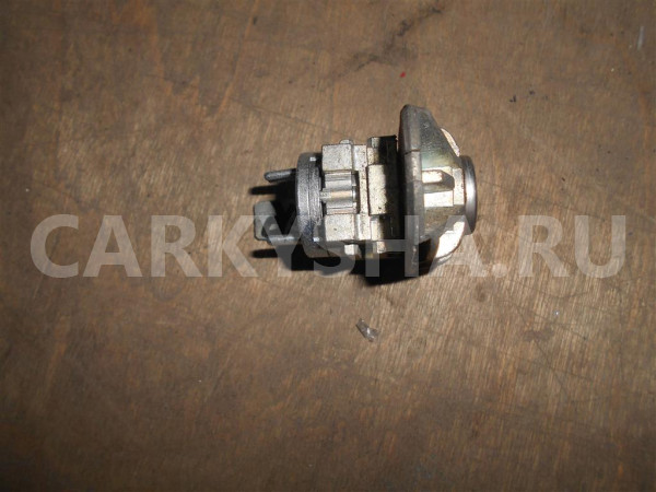 Личинка замка двери Ford C-MAX 2003-2011 Ford C-MAX оригинальный номер 3M5AR220K51AG