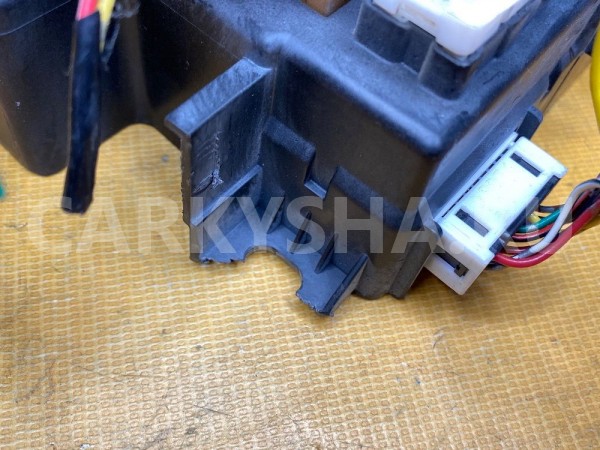 Блок предохранителей салонный Citroen C-Crosser I (2007—2013) Citroen C-Crosser оригинальный номер 6580RF
