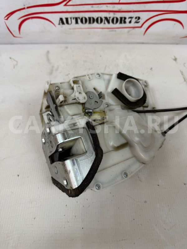 Замок двери задней правой Suzuki SX4 2006-2014 Suzuki SX4 оригинальный номер 8230180J22